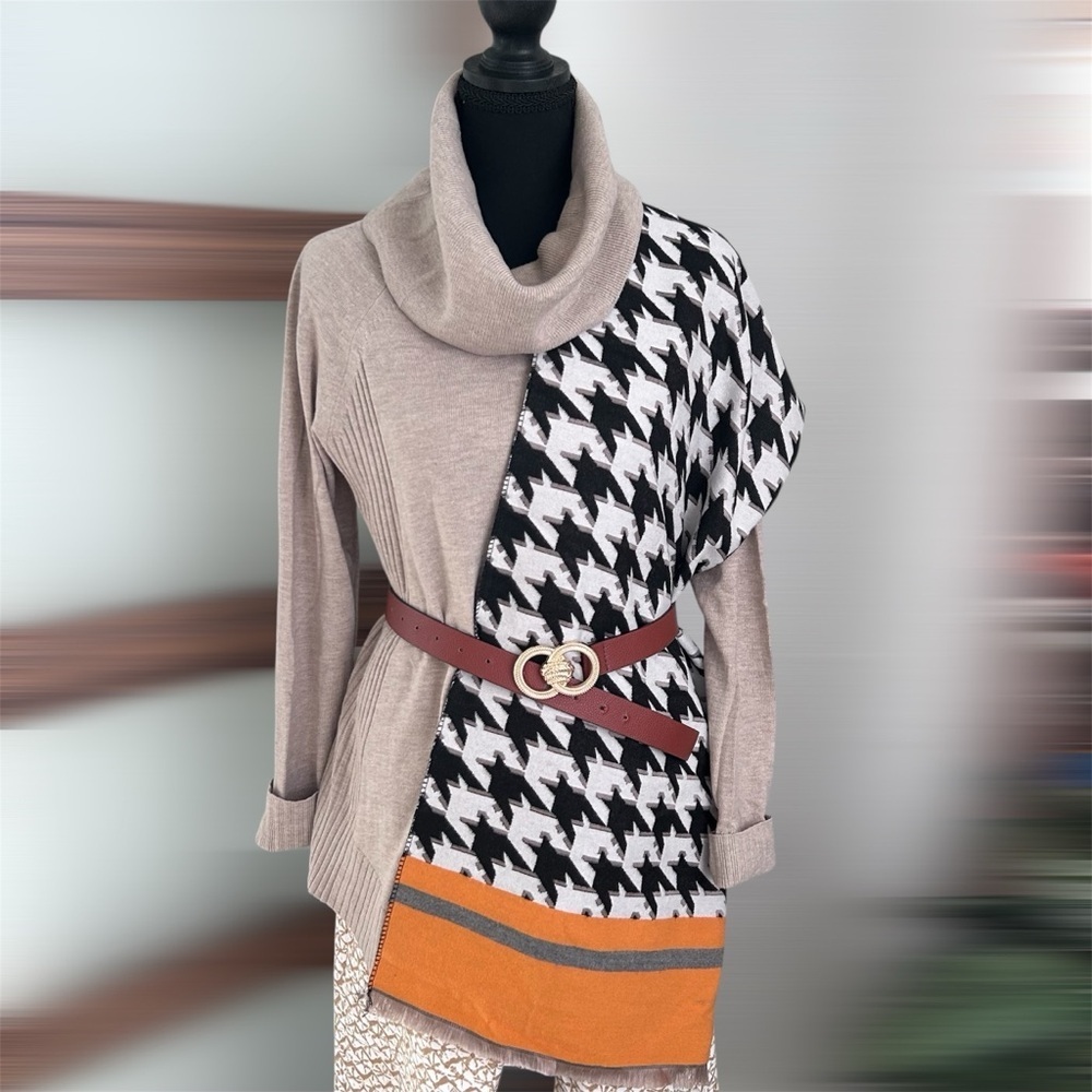 LOFT Cream Cowl Neck Sweater. Size M